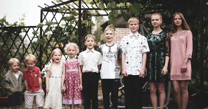 Chapter 6: Sibling Position 